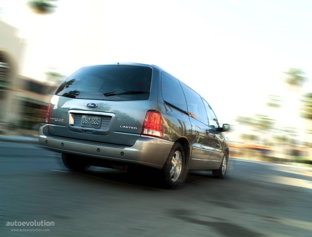 Ford Freestar photo 8