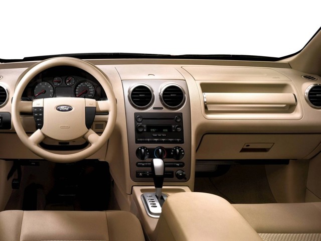 Ford Freestyle photo 9