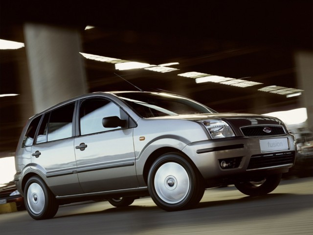 Ford Fusion European photo 10