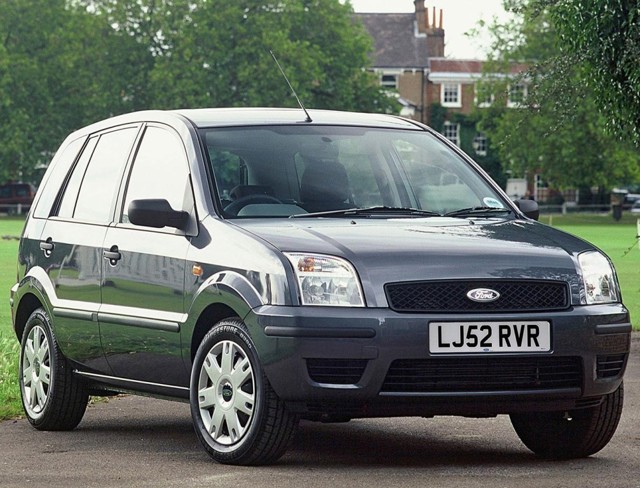 Ford Fusion European photo 11