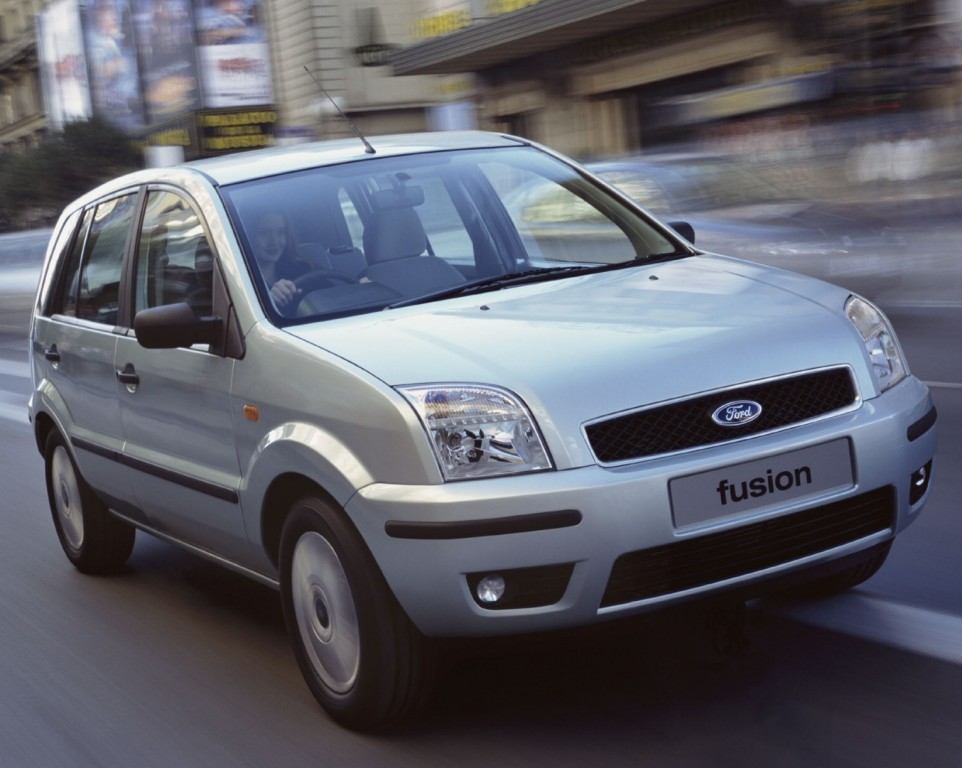 Ford Fusion European photo 12