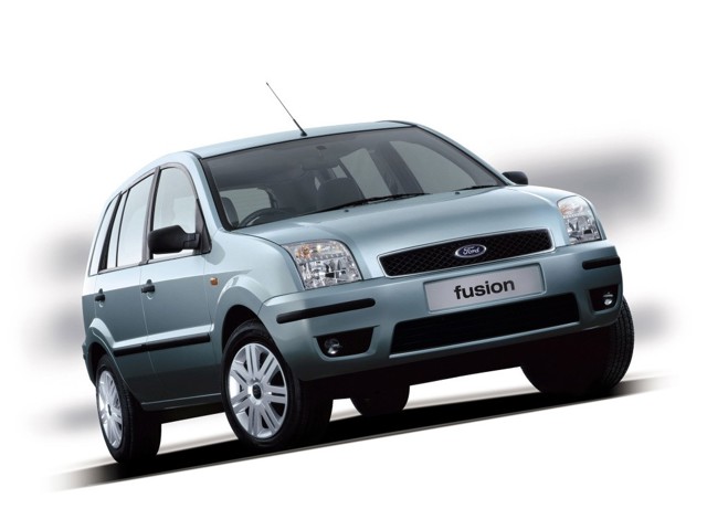 Ford Fusion European photo 7