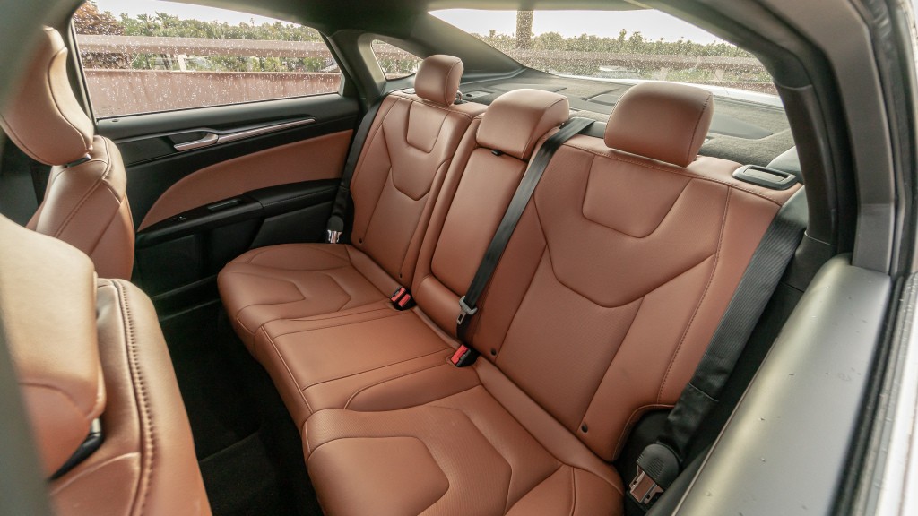 Ford Fusion North American photo 18