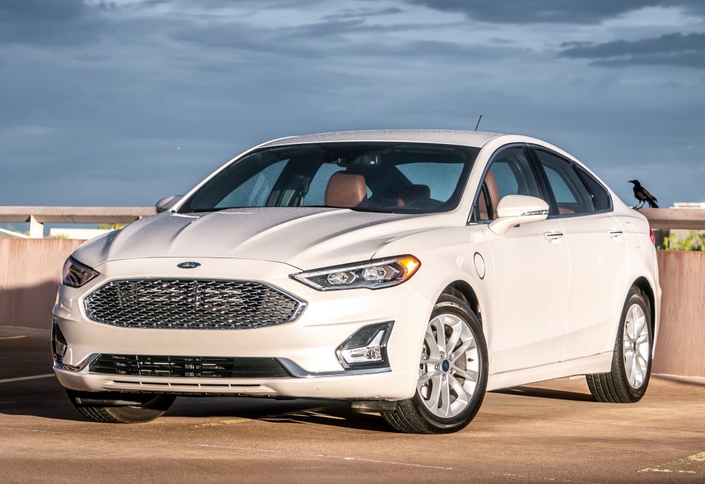 Ford Fusion North American photo 11