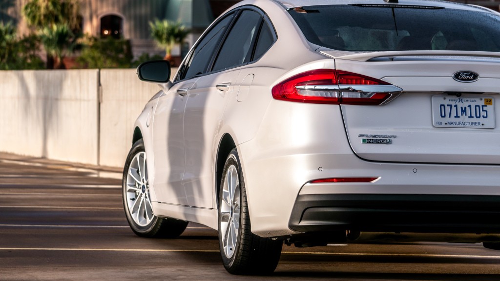 Ford Fusion North American photo 13