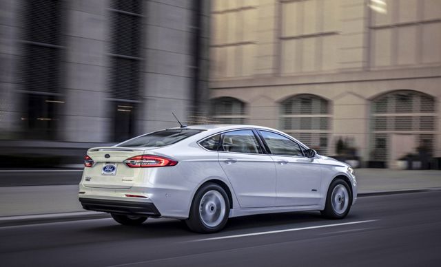 Ford Fusion North American photo 4