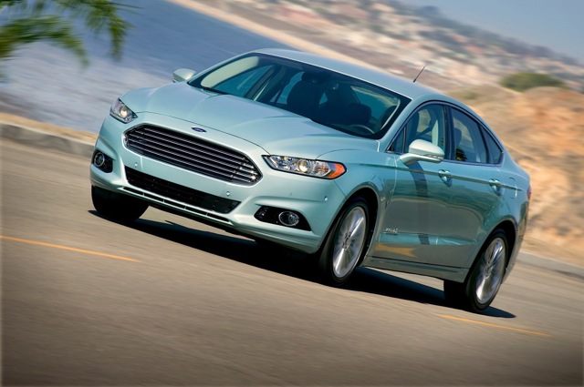 Ford Fusion North American photo 2
