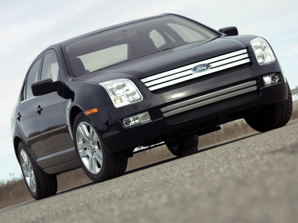 Ford Fusion North American photo 10