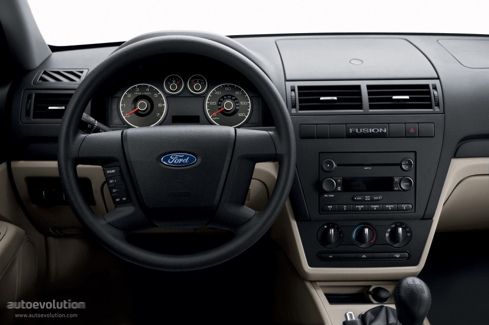 Ford Fusion North American photo 27