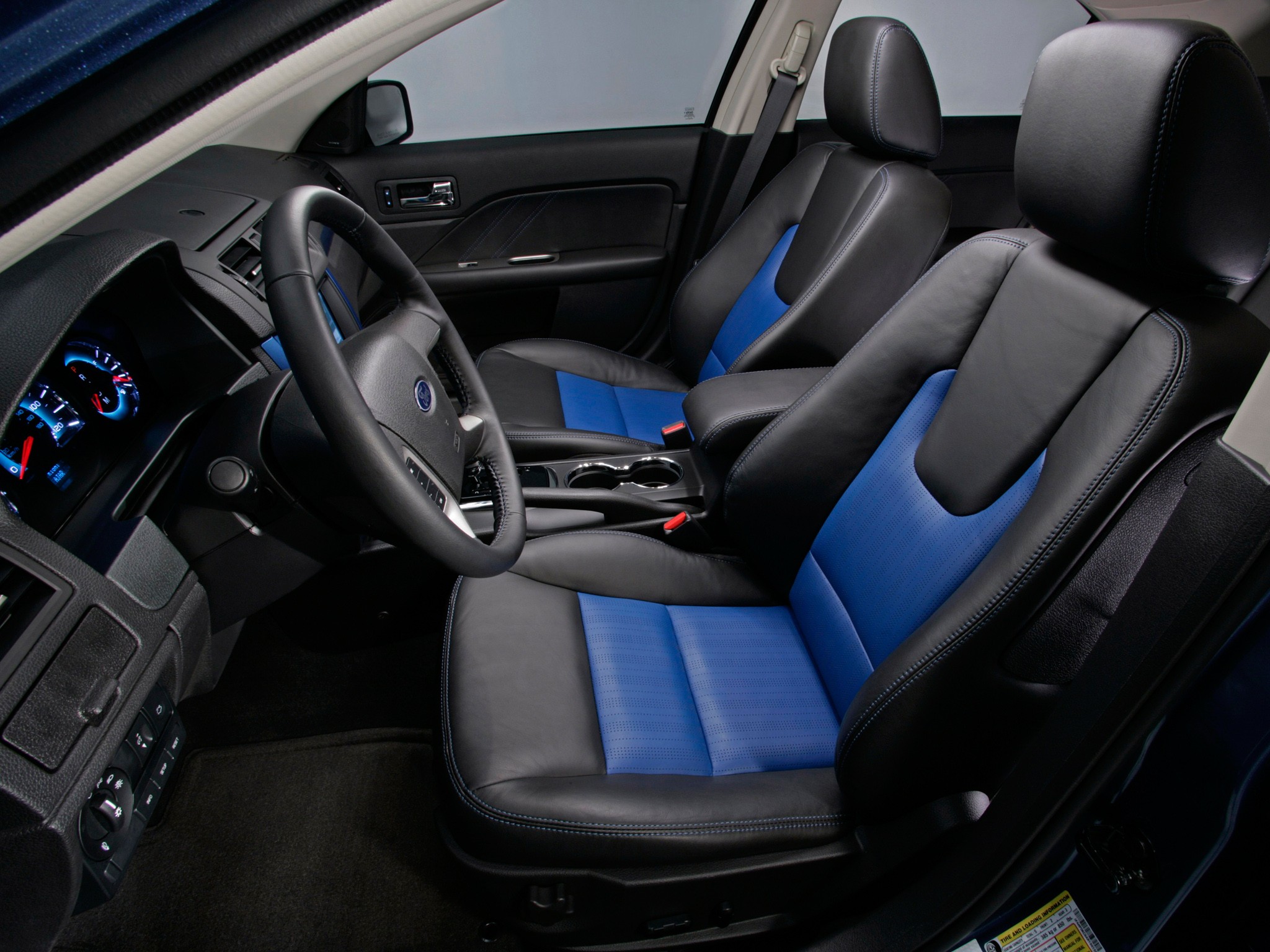 Ford Fusion North American photo 94