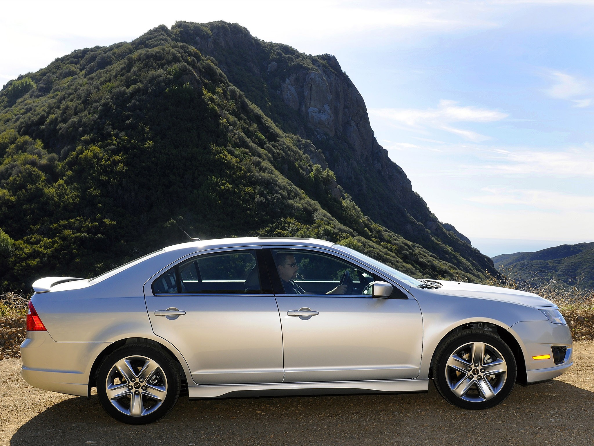 Ford Fusion North American photo 48