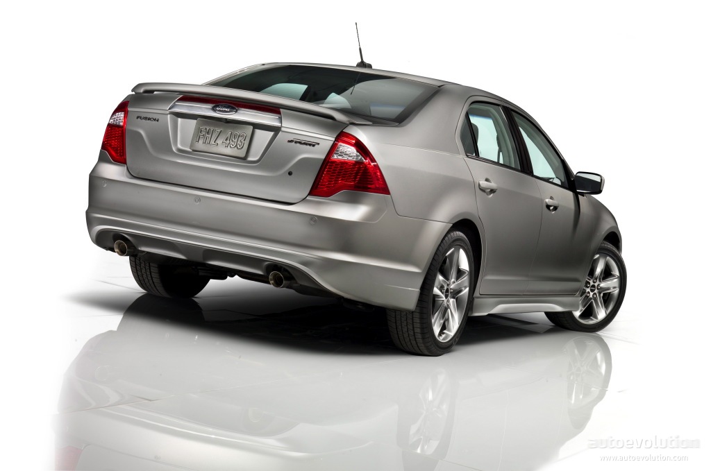 Ford Fusion North American photo 16