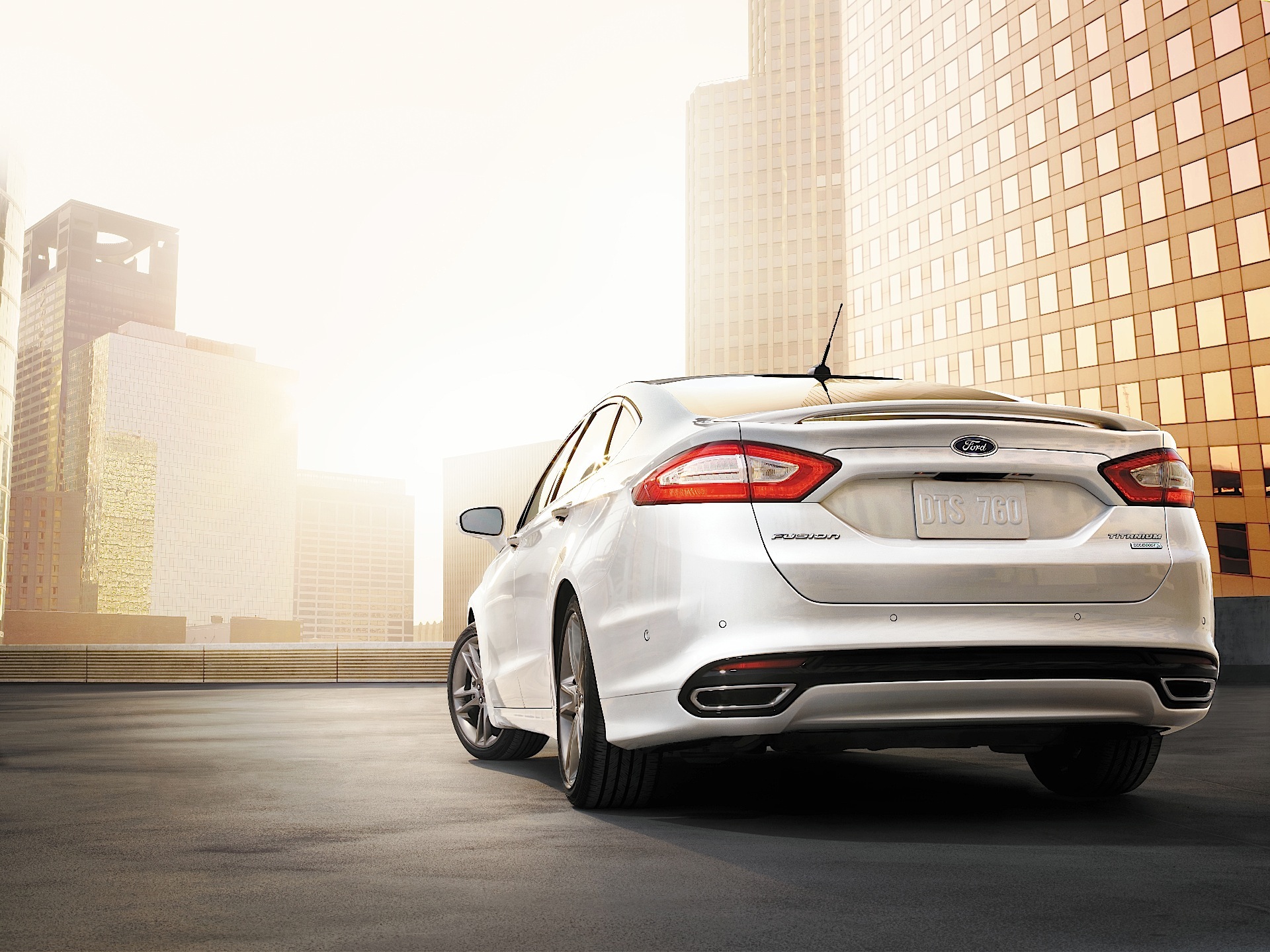 Ford Fusion North American photo 11