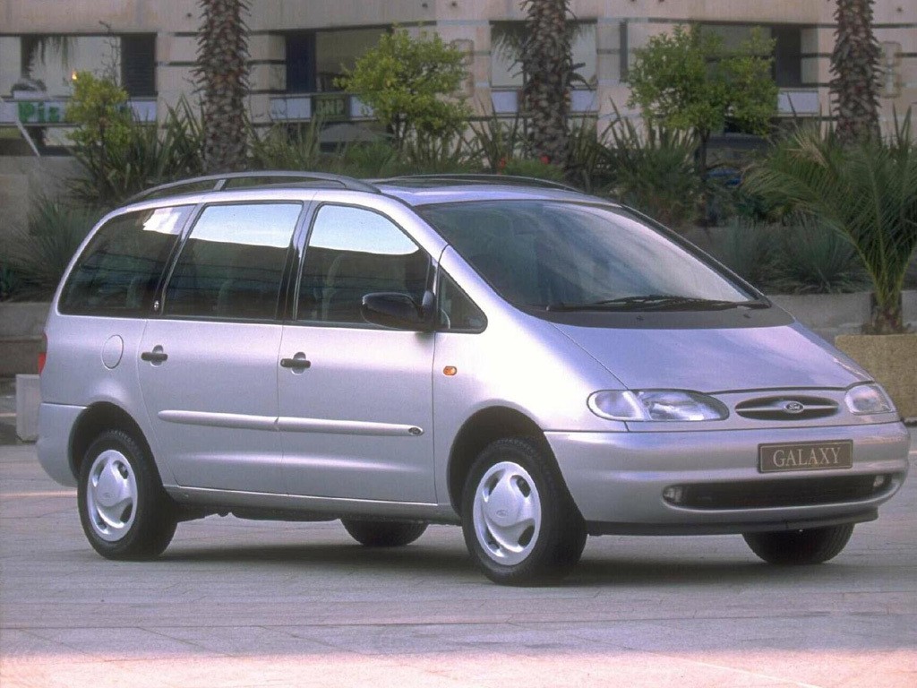 Ford Galaxy photo 7