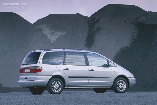 Ford Galaxy photo 5
