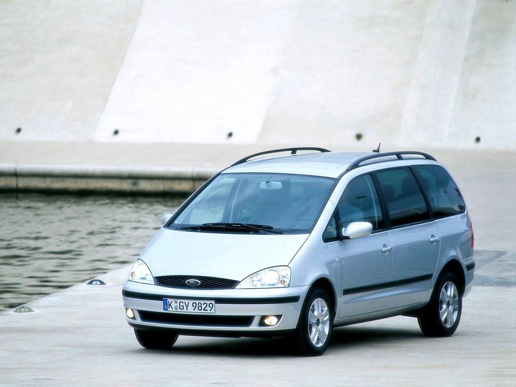 Ford Galaxy photo 17