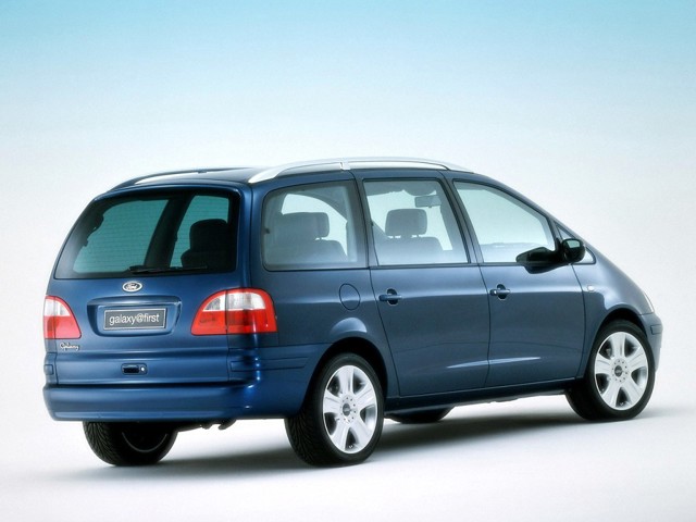 Ford Galaxy photo 24