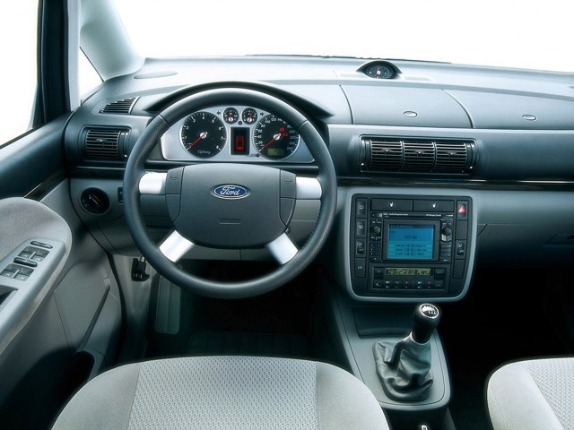 Ford Galaxy photo 31