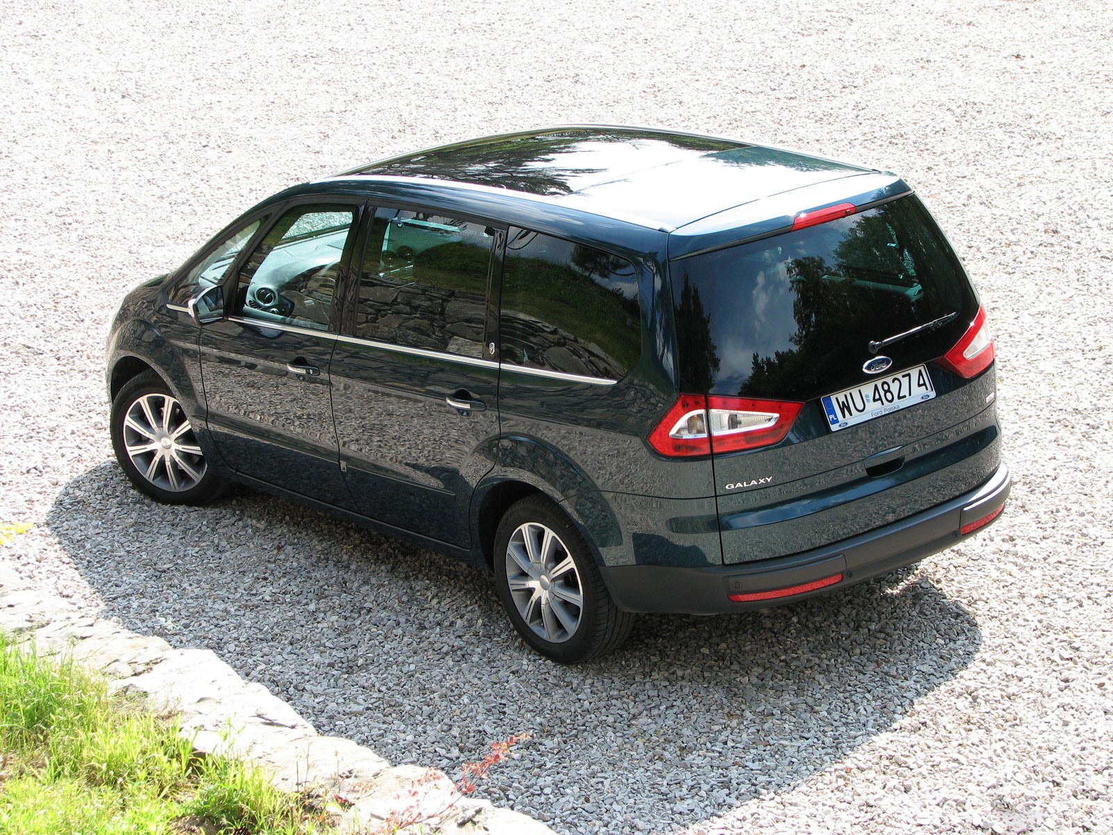 Ford Galaxy photo 7