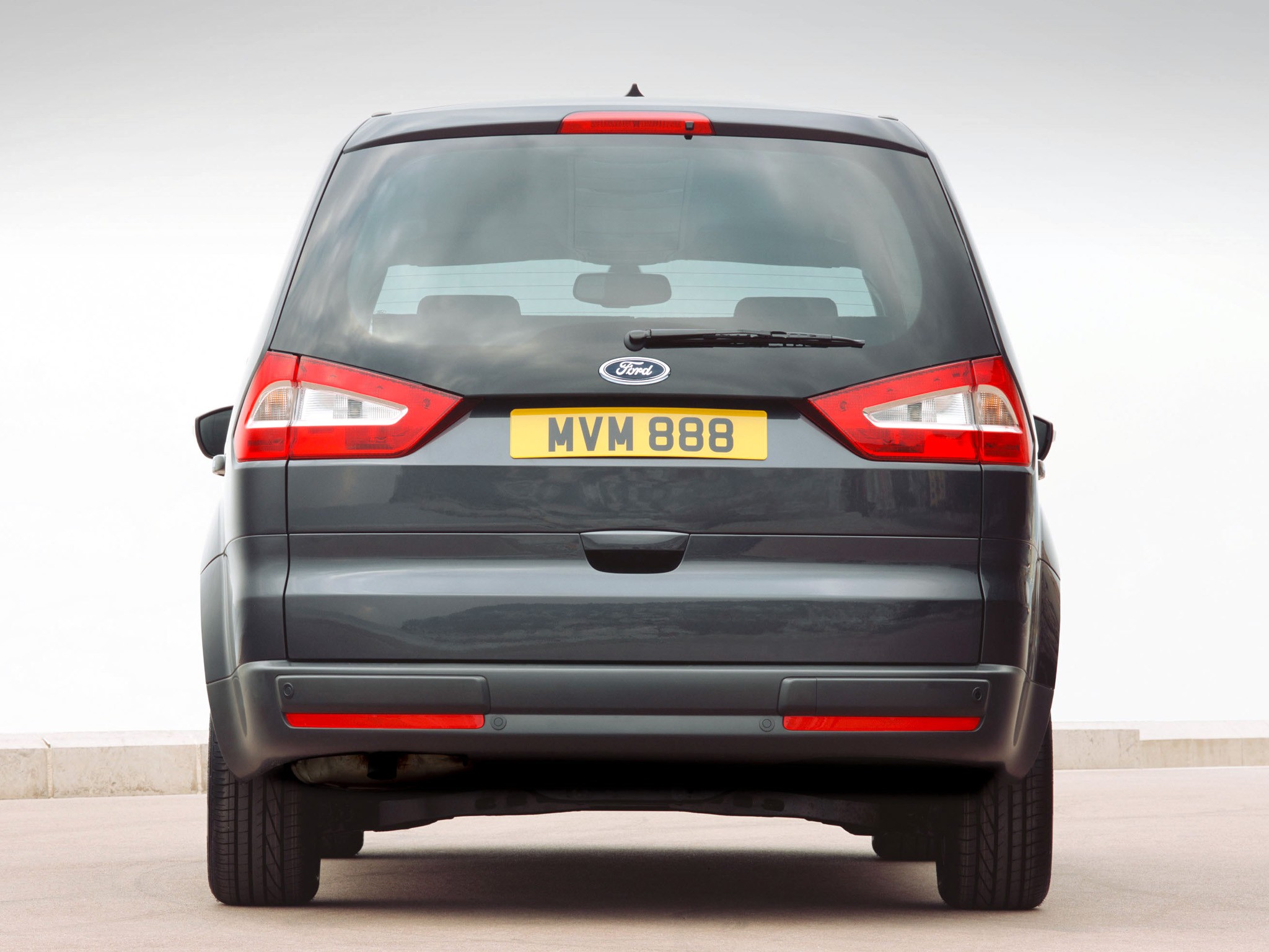 Ford Galaxy photo 11