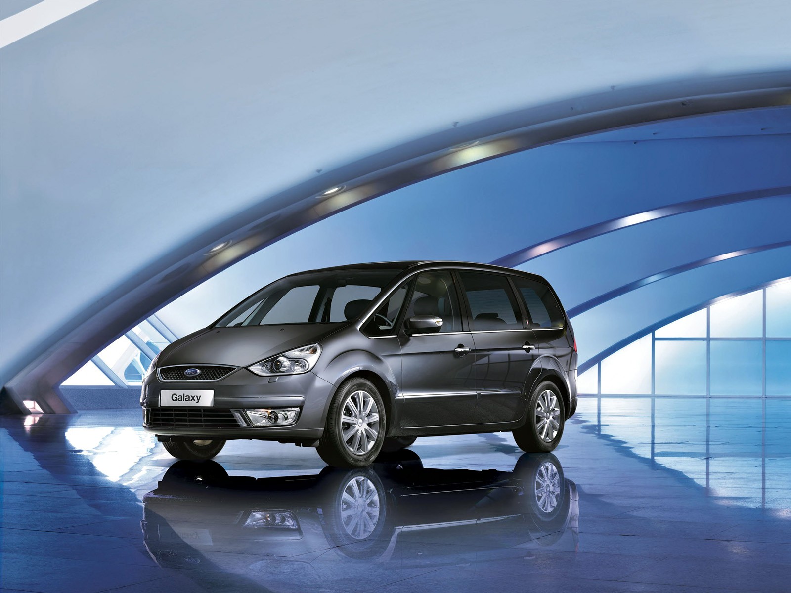 Ford Galaxy photo 21