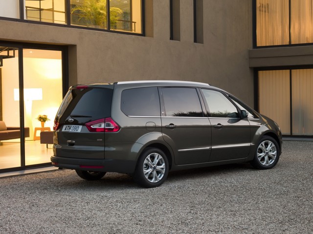 Ford Galaxy photo 27