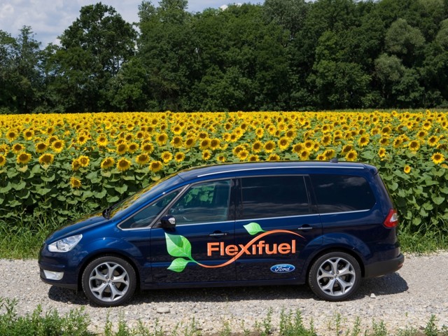 Ford Galaxy photo 37
