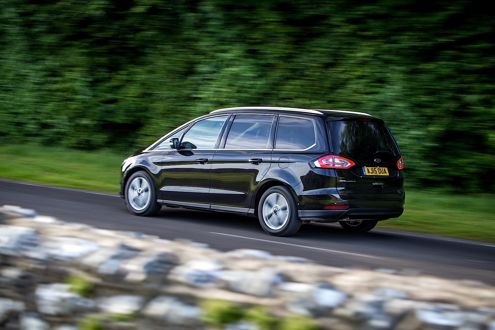 Ford Galaxy photo 14
