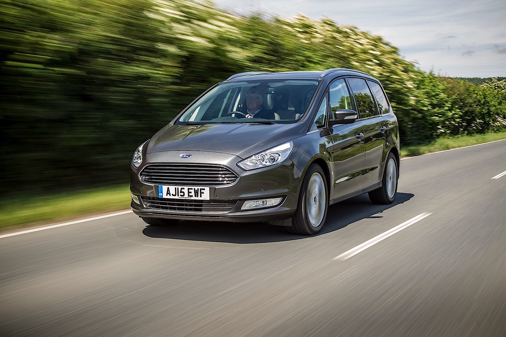 Ford Galaxy photo 29