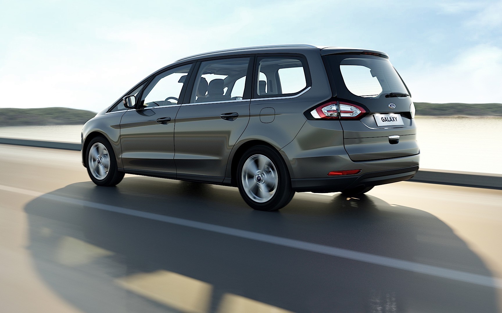 Ford Galaxy photo 5
