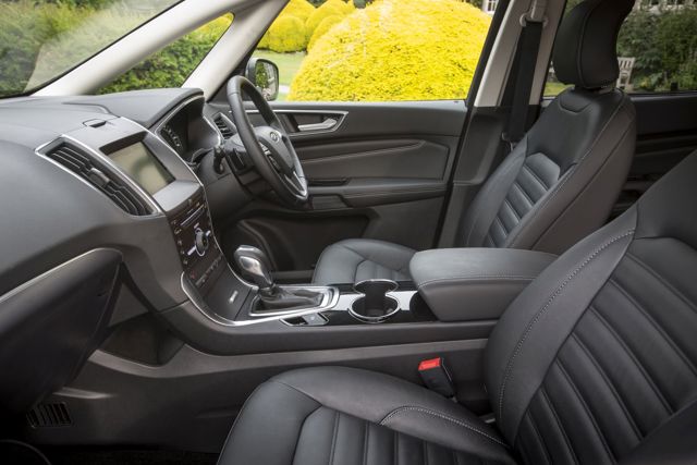 Ford Galaxy photo 25