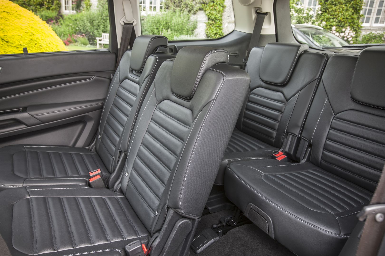 Ford Galaxy photo 26