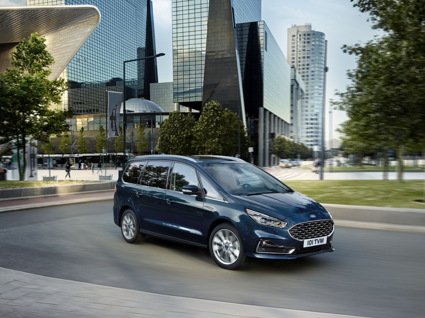 Ford Galaxy photo 7