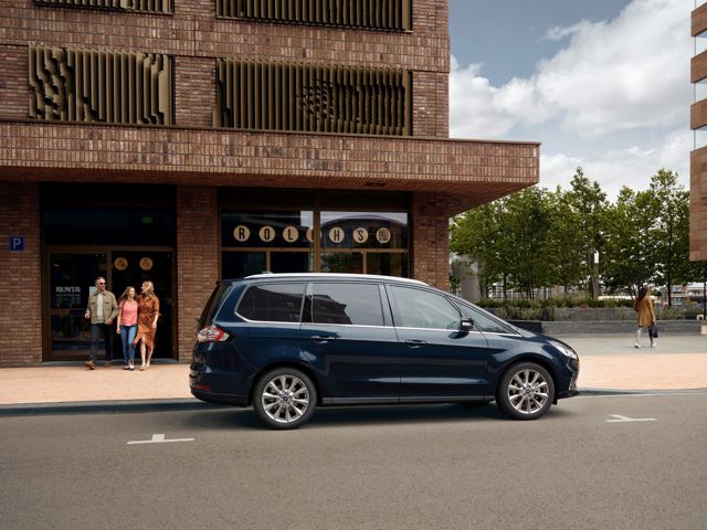 Ford Galaxy photo 11
