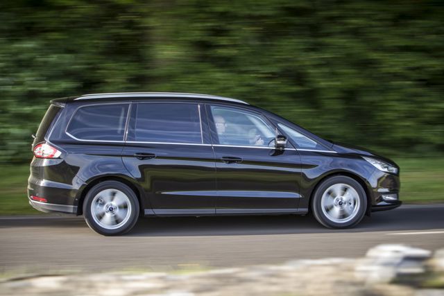 Ford Galaxy photo 17
