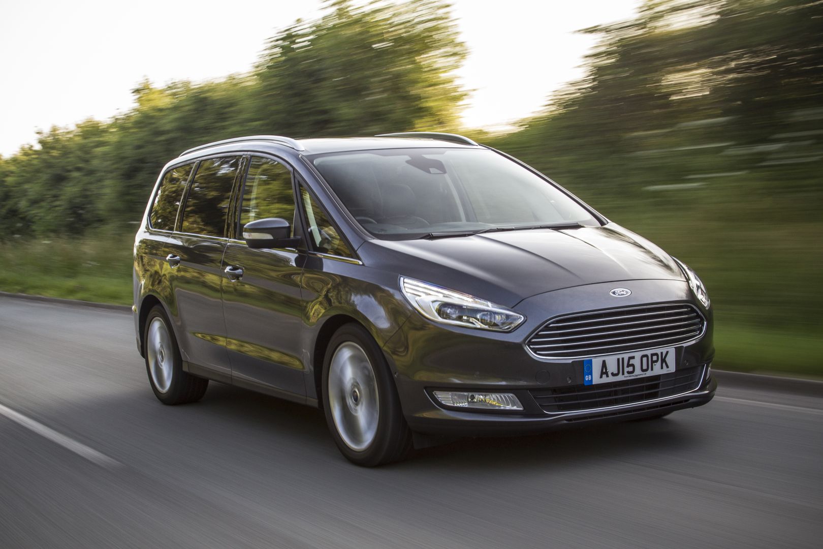 Ford Galaxy photo 18