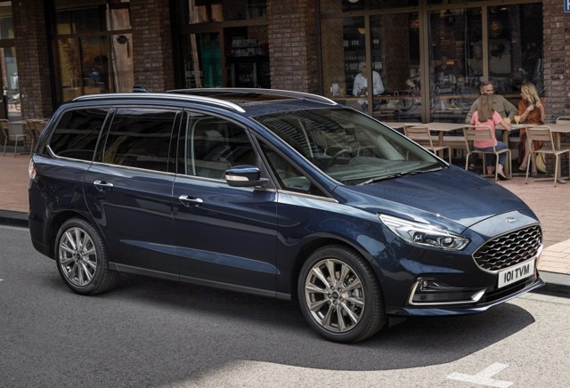 Ford Galaxy photo 3