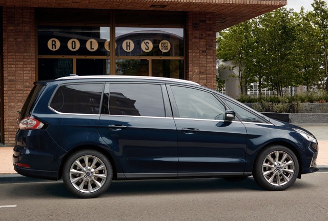 Ford Galaxy photo 4