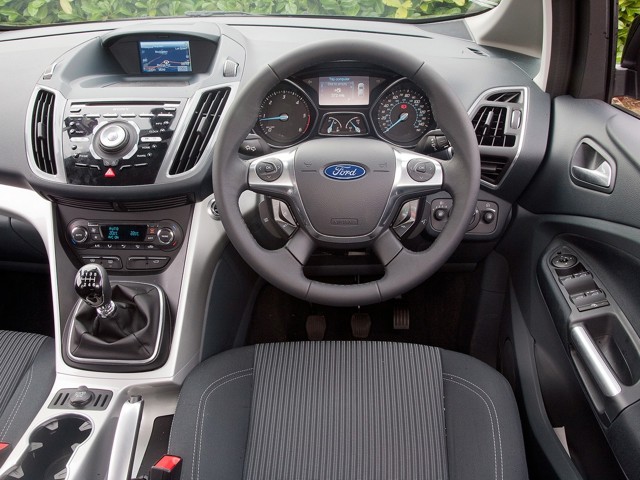 Ford Grand C-Max photo 54