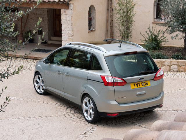Ford Grand C-Max photo 13