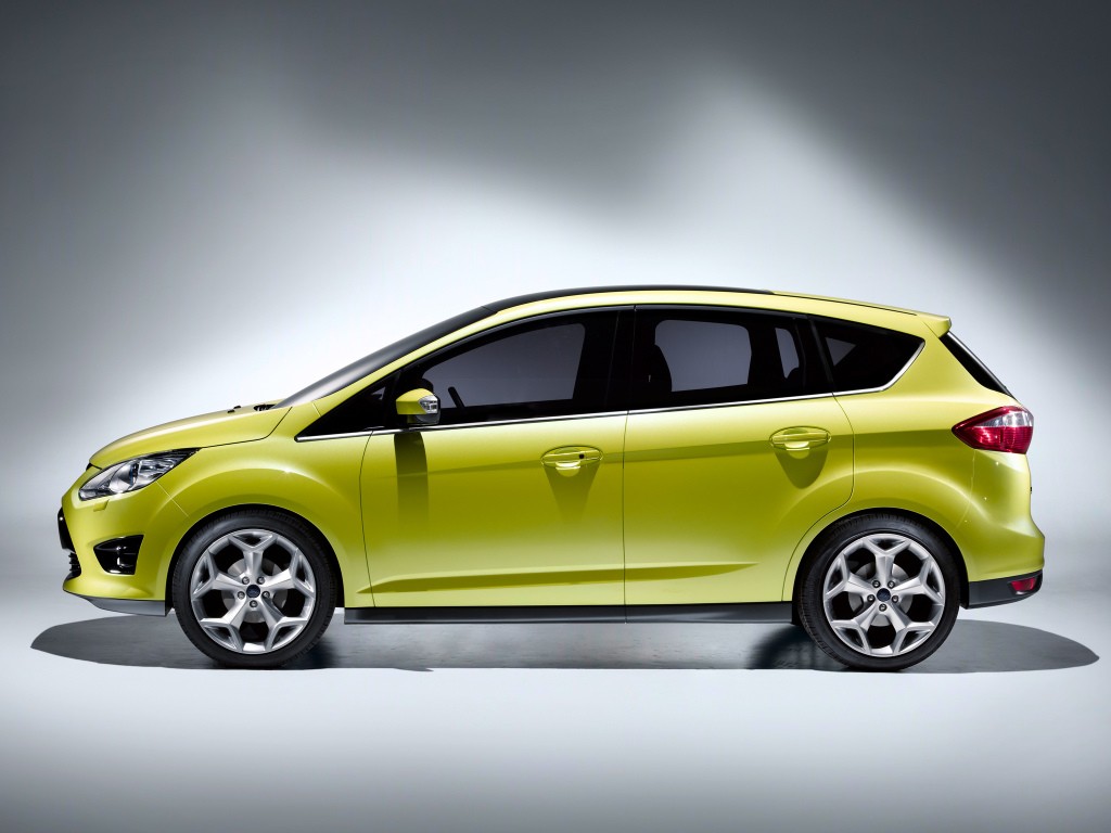 Ford Grand C-Max photo 33