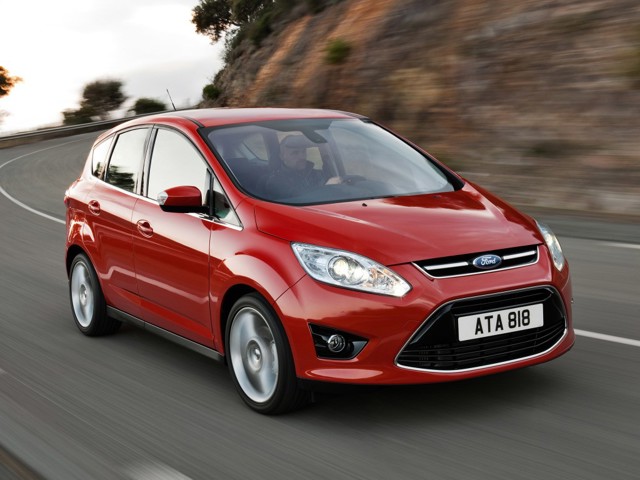 Ford Grand C-Max photo 39