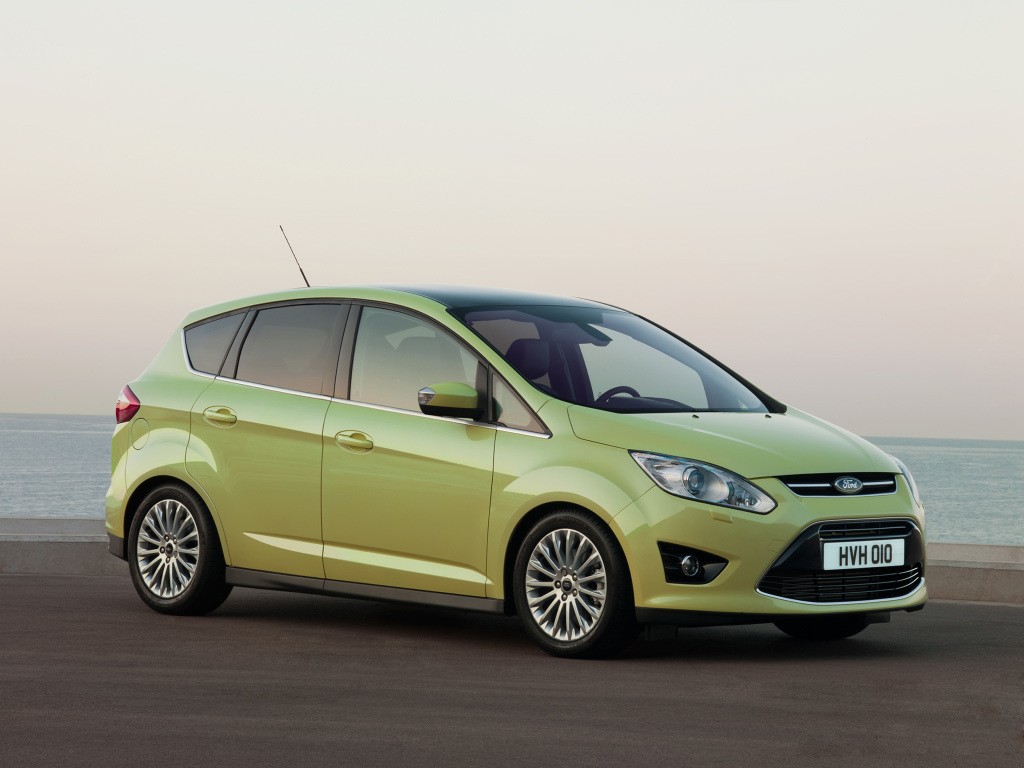 Ford Grand C-Max photo 47