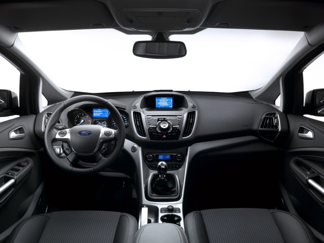 Ford Grand C-Max photo 52