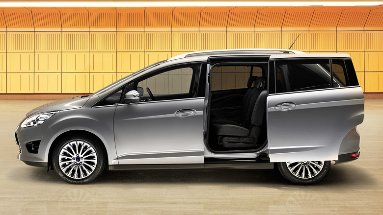 Ford Grand C-Max photo 2