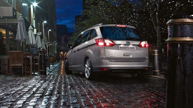 Ford Grand C-Max photo 4