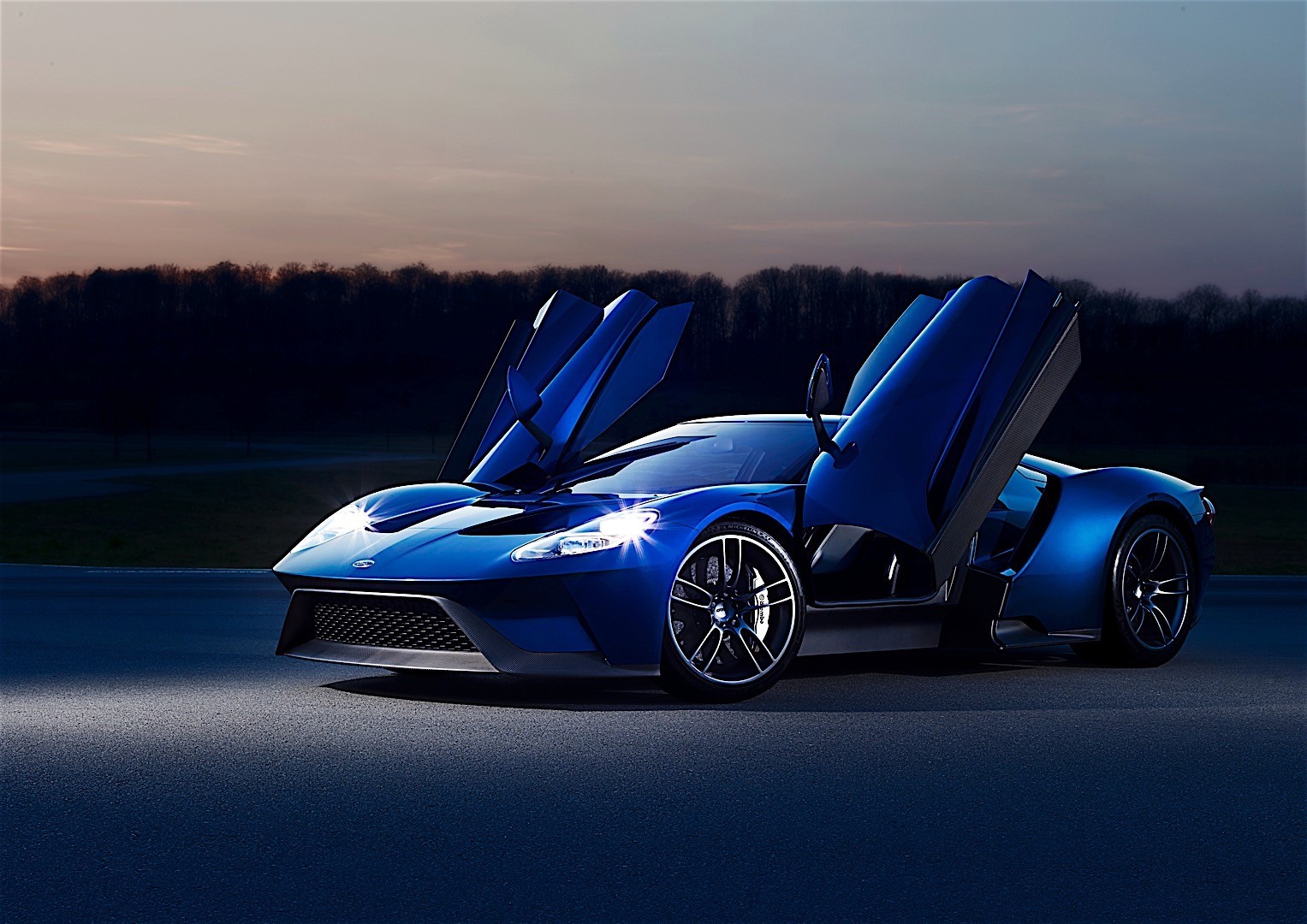 Ford Gt photo 8