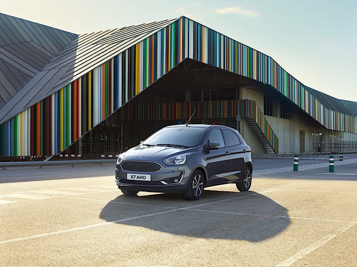 Ford FORD Ka+ 1.2L 5MT (70 HP)