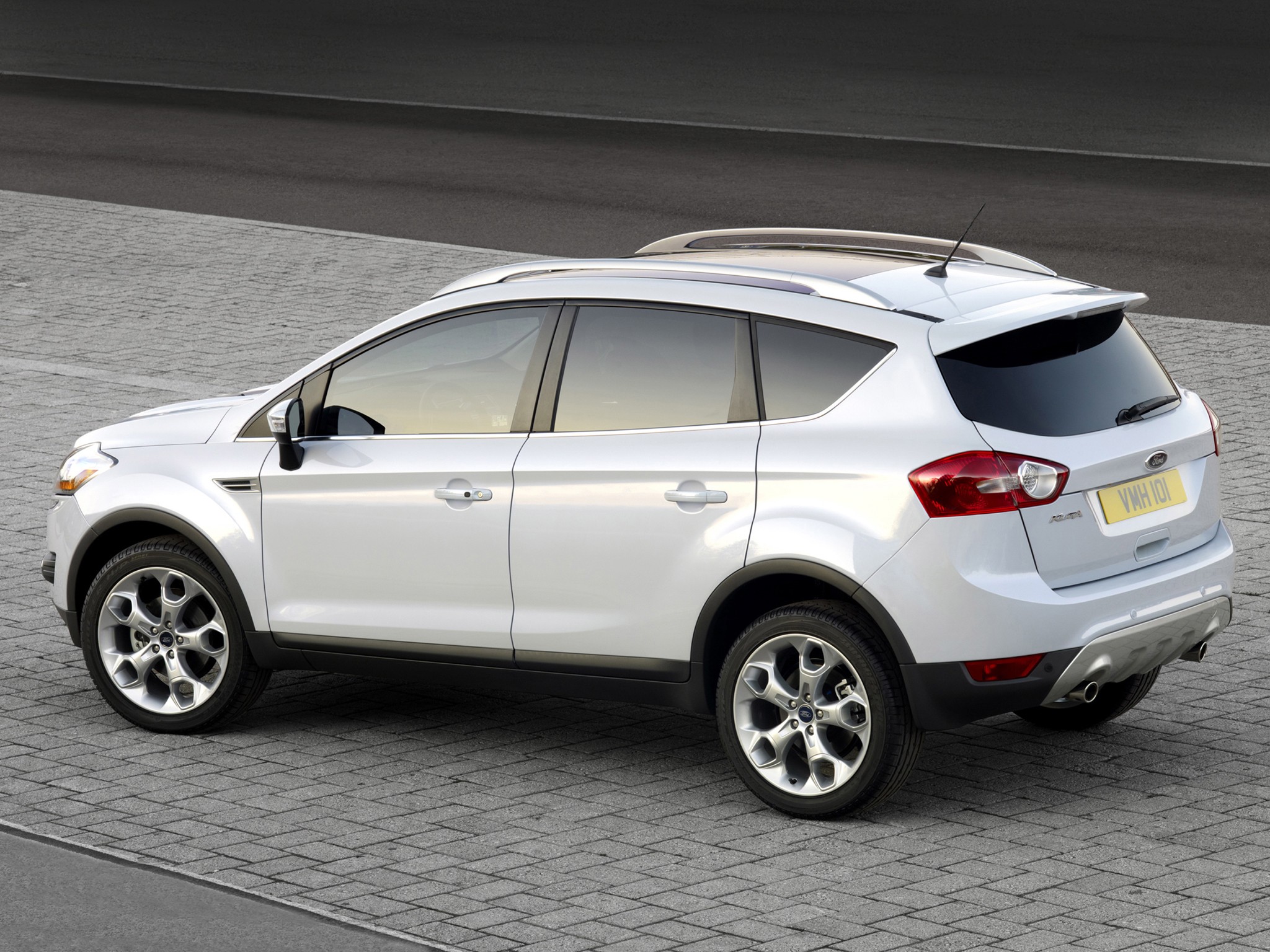 Ford Kuga photo 43