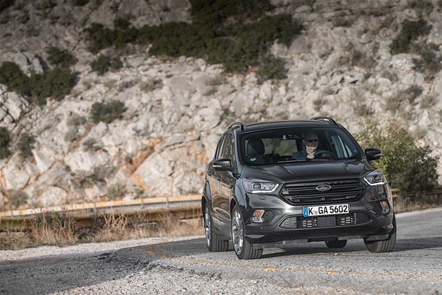 Ford Kuga photo 9